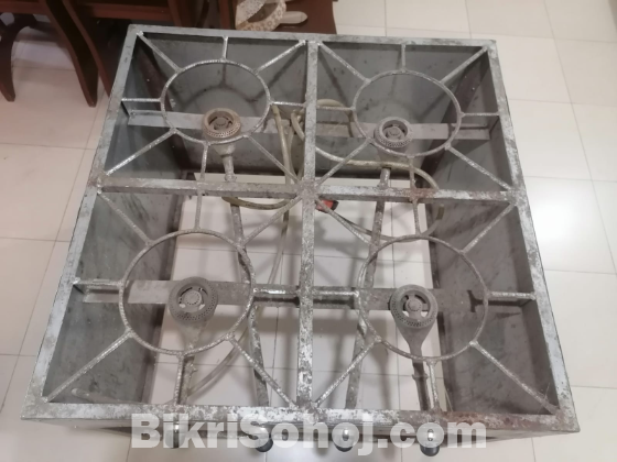 ৪ বার্নার গাসের চুলা হোটেলের জন্য।